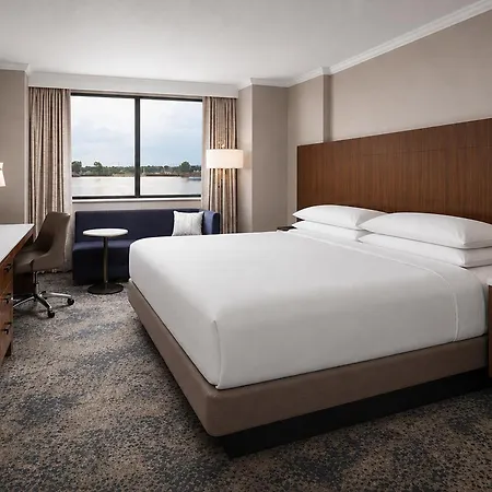 Hilton New Orleans Riverside-3