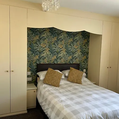 White Lodge Guest House-3