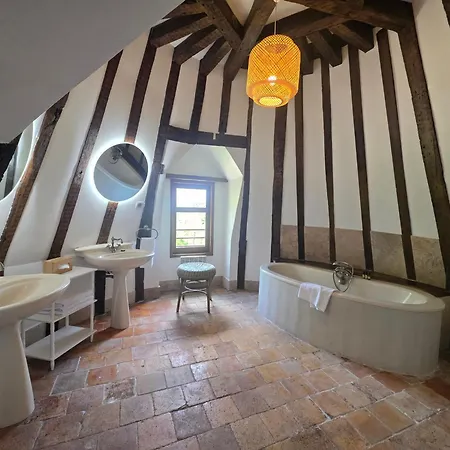 Chateau De Chissay-2