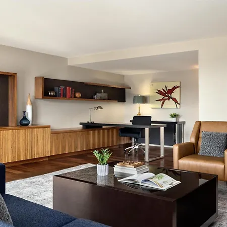 Doubletree By Hilton Pittsburgh-Green Tree-3