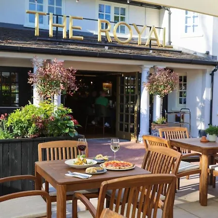 The Royal Foresters, Ascot, Berkshire - Acorn Pubs-2