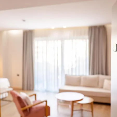 Glow Boutique Hotel & Suites-3
