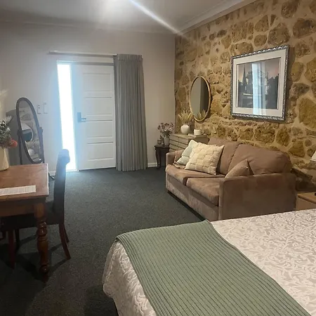 Villa Firestone, Formally Harbour Mannum-2