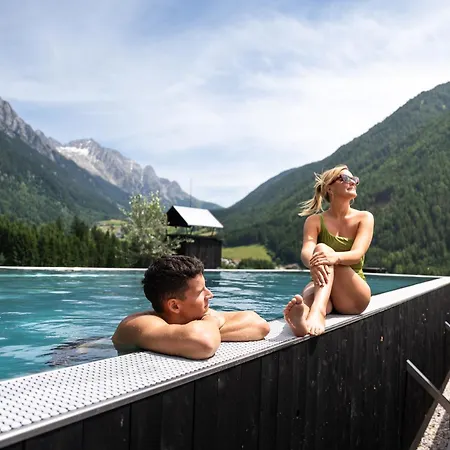 Amus Suites Dolomites-2