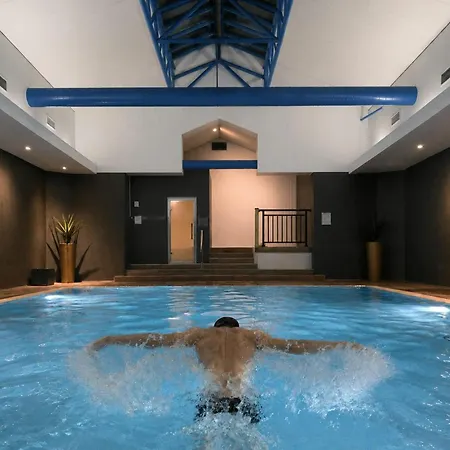 Sandman Signature London Gatwick Hotel-2