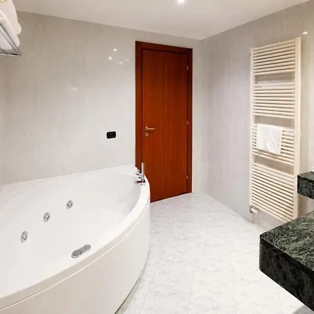 Phi Hotel Cavalieri-3