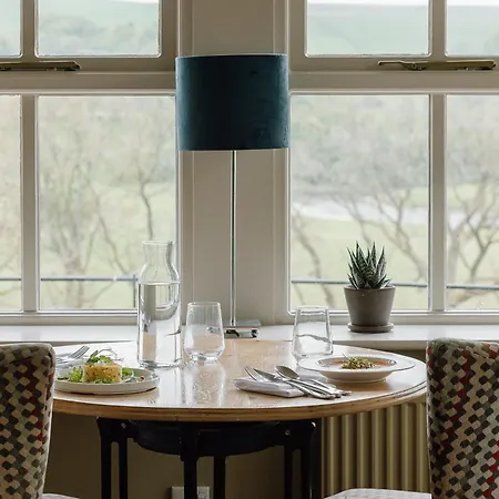 The Fell Hotel-3