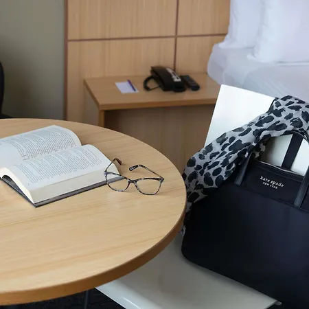 Mercure Sydney Bankstown-3