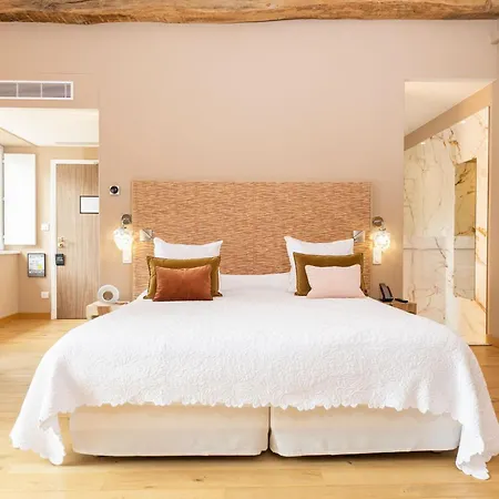Olivier Leflaive Hotel Restaurants-2