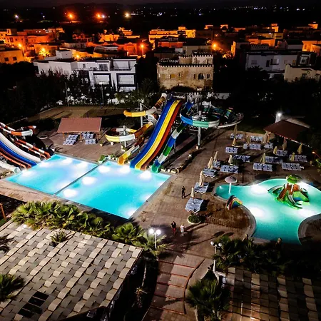 Zodiac Hotel & Aqua Park-2