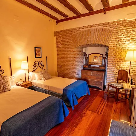 Hotel Real Monasterio de San Zoilo-3
