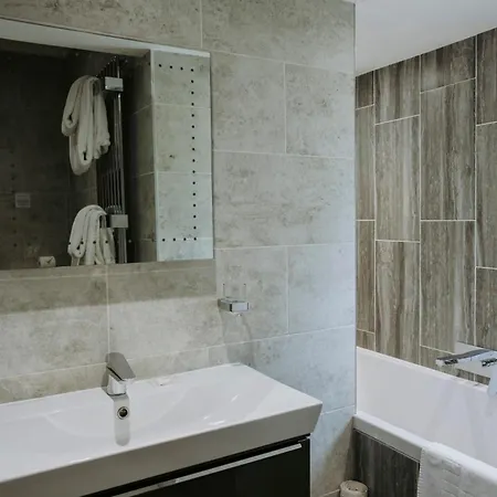 The White Swan-3