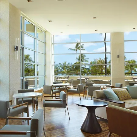 Hyatt Regency Waikiki Beach Resort & Spa-2