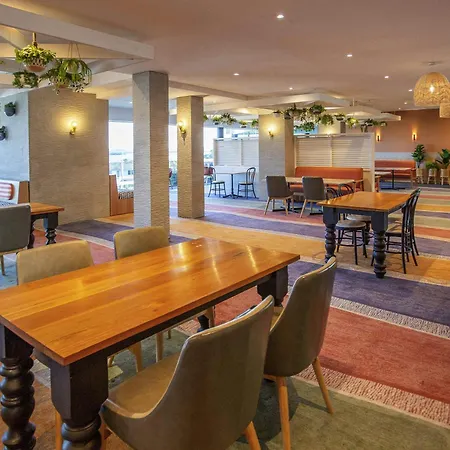 Ibis Styles The Entrance-2