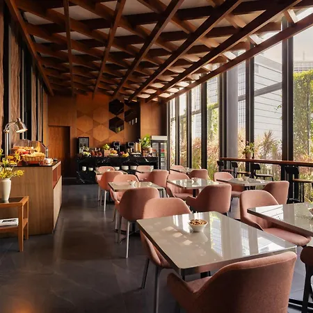 Oasia Hotel Downtown, Singapore By Far East Hospitality-3