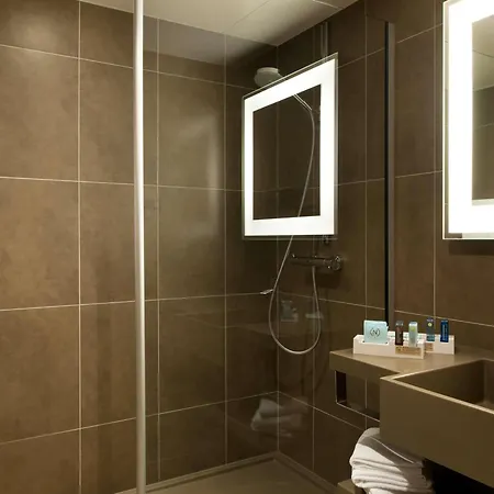 Novotel London Waterloo-3