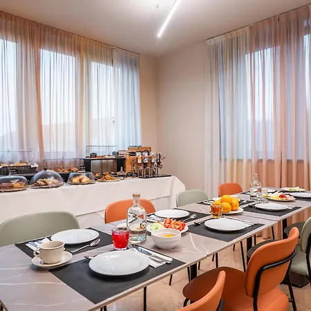 Best Western Cavalieri Della Corona-3