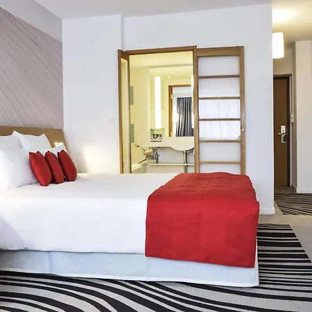 Novotel Bucharest City Centre-3