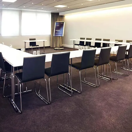 Novotel Chateau De Versailles-3