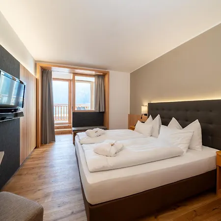 Familien-Sporthotel Brennseehof-2
