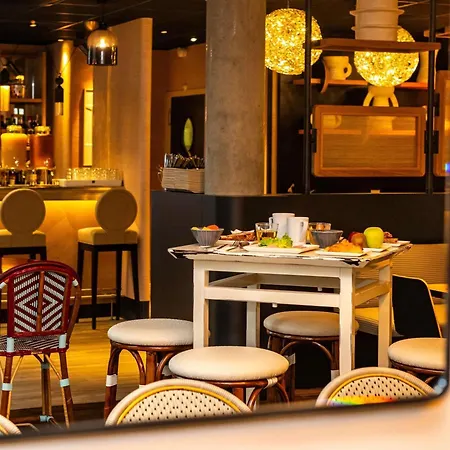 Novotel Suites Reims Centre-3