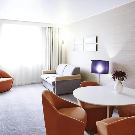 Novotel Liverpool Centre-3