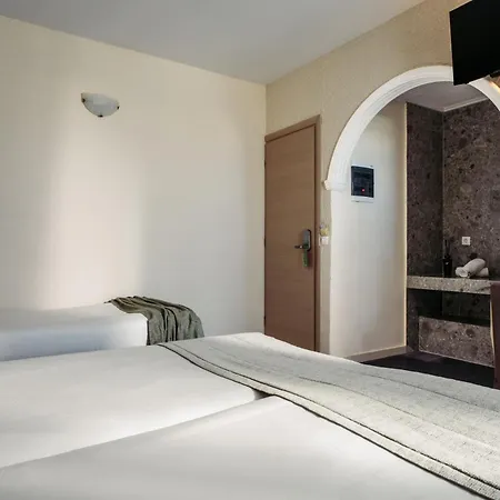 Planos Beach Hotel-2