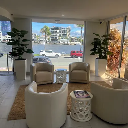Spectrum Holiday Apartments-3