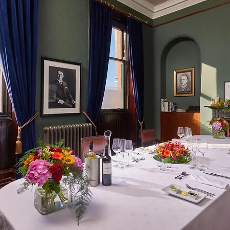 Titanic Hotel Belfast-3