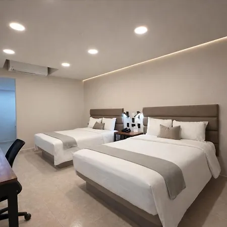 Hotel Los Robles-3