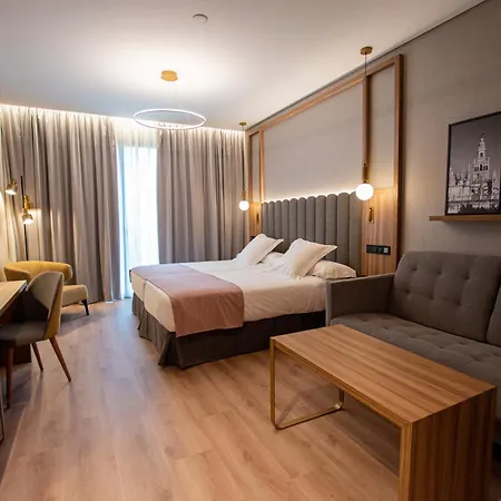 Hotel Giralda Center-3