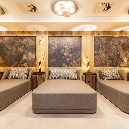 Zillertal Suites Fügen by ALPS RESORTS-2