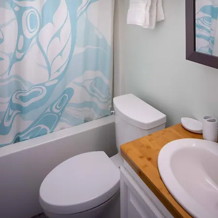 Chims Cabins - Port Alberni-2
