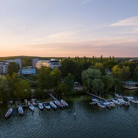 Kongresshotel Potsdam am Templiner See-3