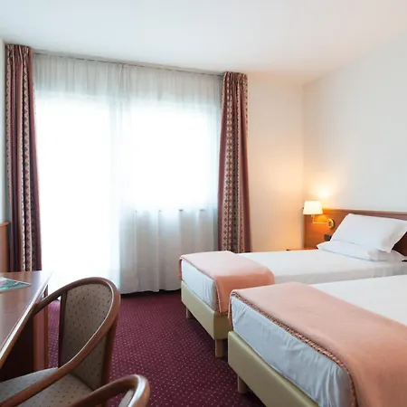 Airport Hotel Bergamo-2