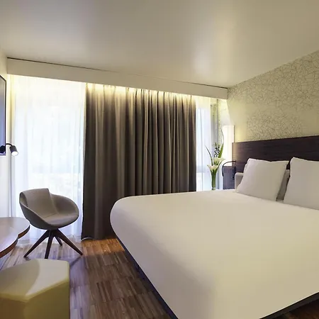 Mercure Paris Arc De Triomphe Etoile-3