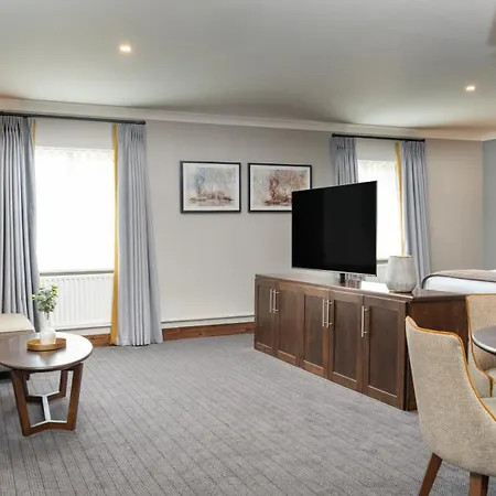Cavan Crystal Hotel-2
