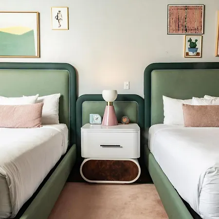 Canvas Hotel Dallas-3