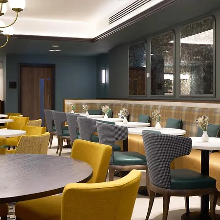 Hilton Edinburgh Carlton-2