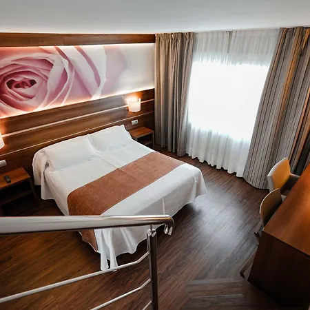 KAKTUS Hotel Volga-2