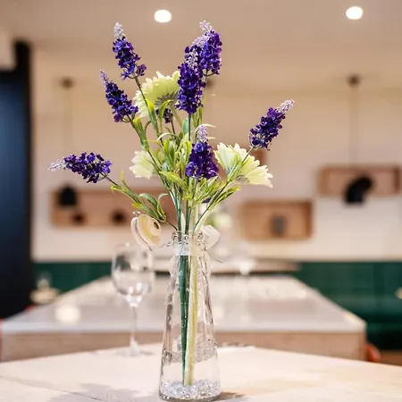 Holiday Inn Stevenage By Ihg-2