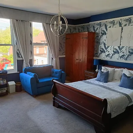 Earlston House-2