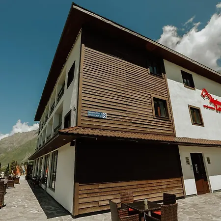 Alpine Lounge Boutique Hotel-3
