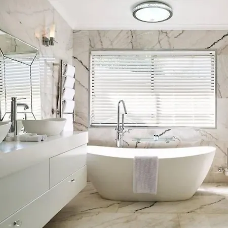 Alluvia Boutique Winery & Luxury Accommodation-3