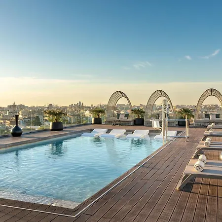 Novotel Valencia Lavant-3