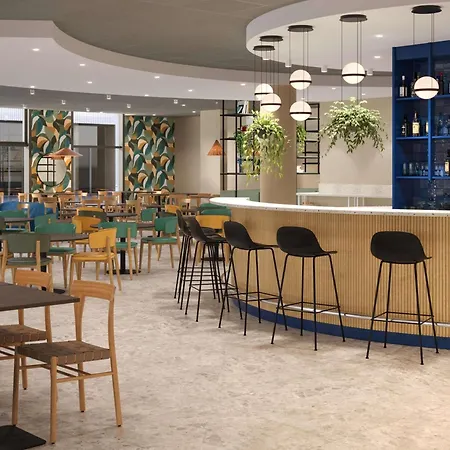 Novotel Paris 13 Porte D'Italie-3