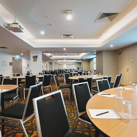 Novotel Canberra-2