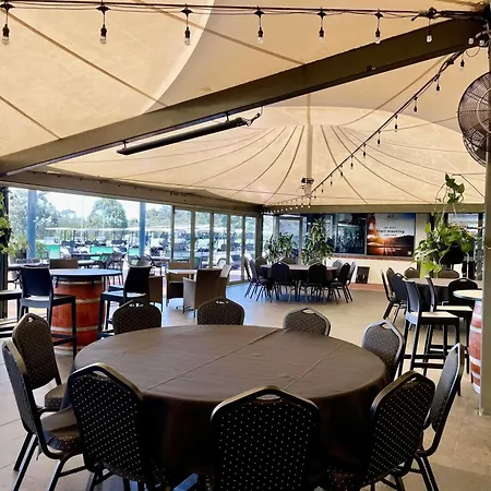 Mercure Bunbury Sanctuary Golf Resort-3