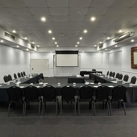 Mercure Bunbury Sanctuary Golf Resort-2