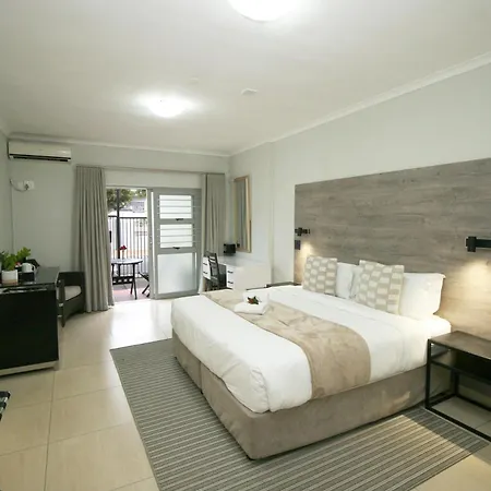 Woodbridge Lodge-2